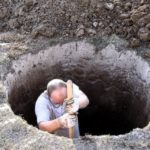 Как самому выкопать колодец с бетонными кольцами